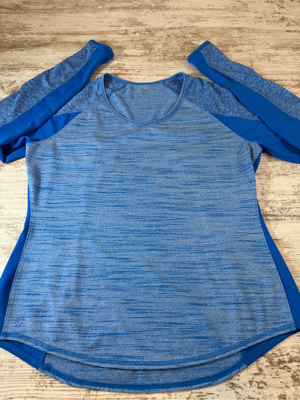 Athleta Women’s Performance Long-Sleeve Top in Blue